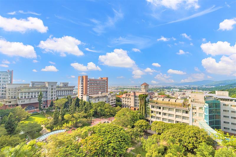 Hệ Chuyên ban Quốc tế Đại học Khoa học & Công nghệ Triều Dương – kỳ thu 2024