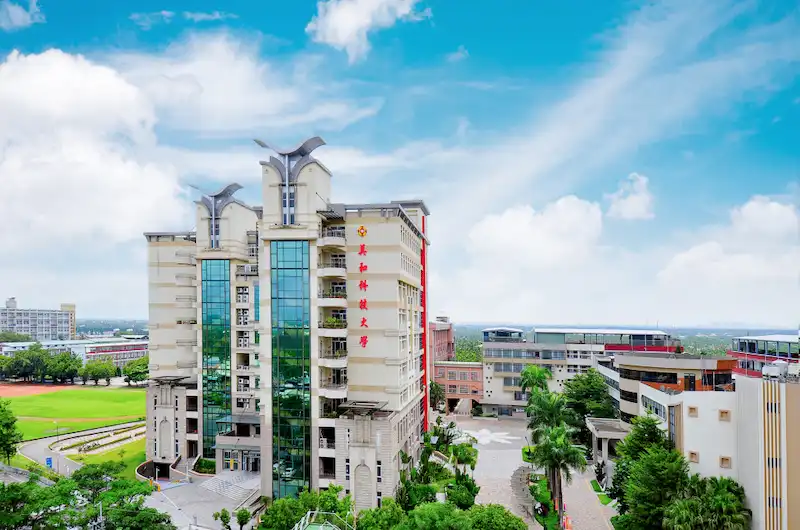 Du học tự túc Đại học Công nghệ Mỹ Hoà kỳ thu 2024