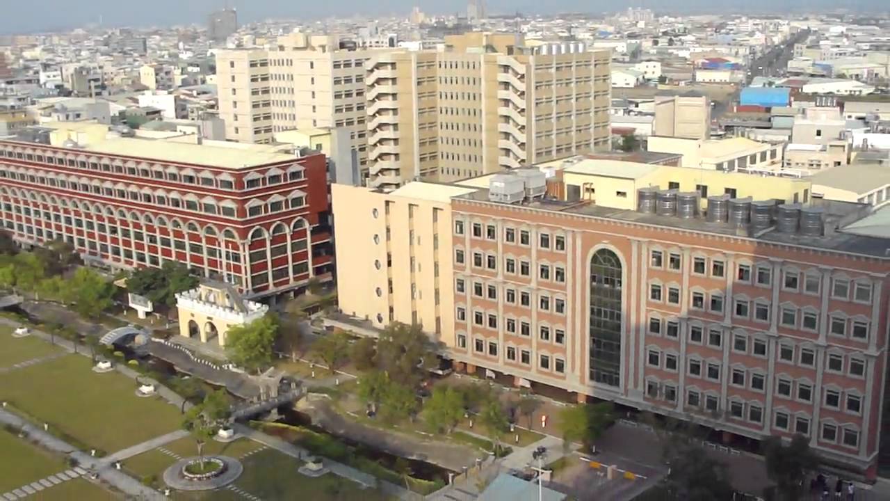 HỆ 1+4 ĐẠI HỌC CÔN SƠN – KỲ THU 2025