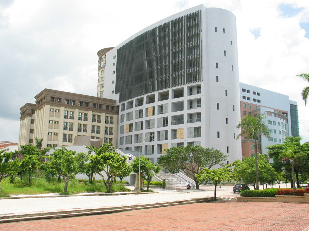 HỆ 1+4 ĐẠI HỌC CÔN SƠN – KỲ THU 2025